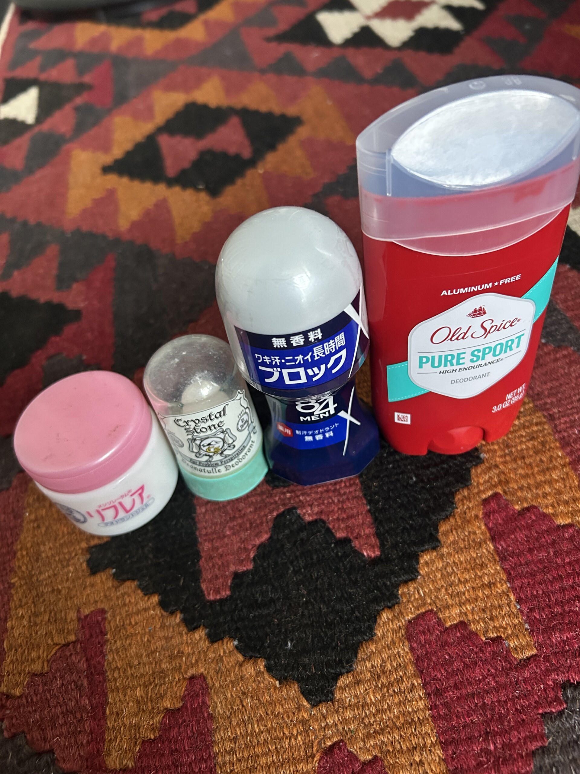 息子が実際に使ってみた!効く制汗剤ランキング5選|高校生・20代男子の汗とニオイ対策